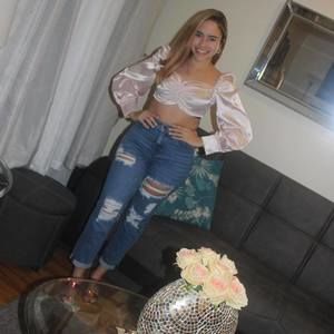 Meet your Posher, Gina alt